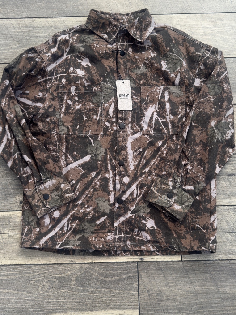 NoMad by Craft & Flow men tree Camo light Jaxket